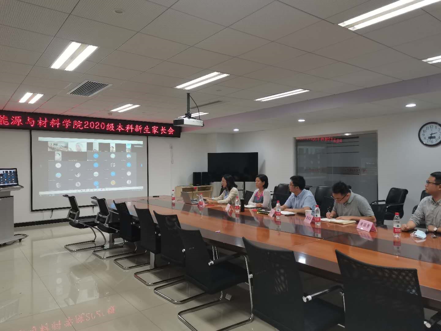 a156624acbeb40978a9c45ca1d76cb68.jpg a156624acbeb40978a9c45ca1d76cb68.jpg