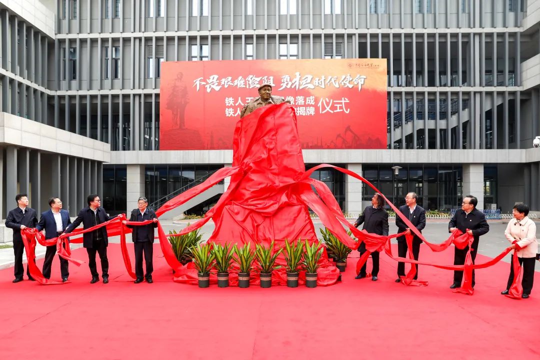 834a2b0fae824120a49769e5b3cbce24.jpg 834a2b0fae824120a49769e5b3cbce24.jpg