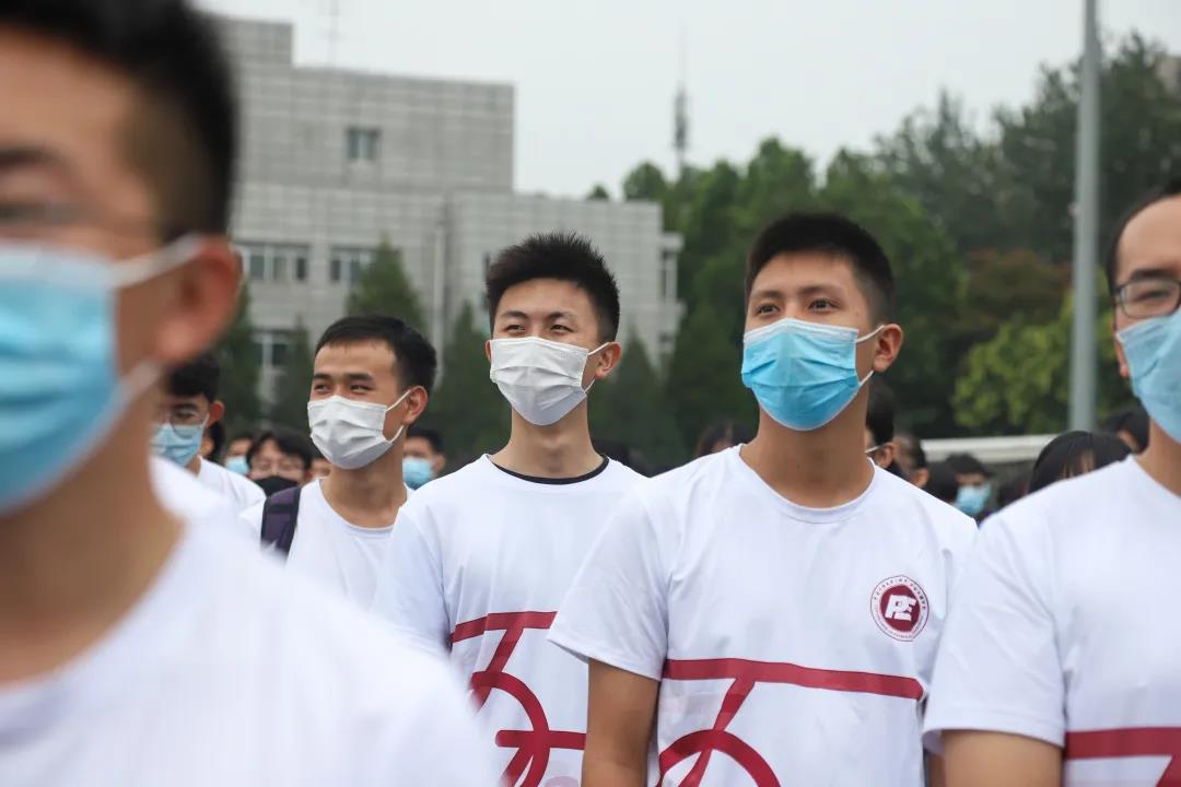 98b5c1e48e544a3883e0e2844b76de5f.jpg 98b5c1e48e544a3883e0e2844b76de5f.jpg