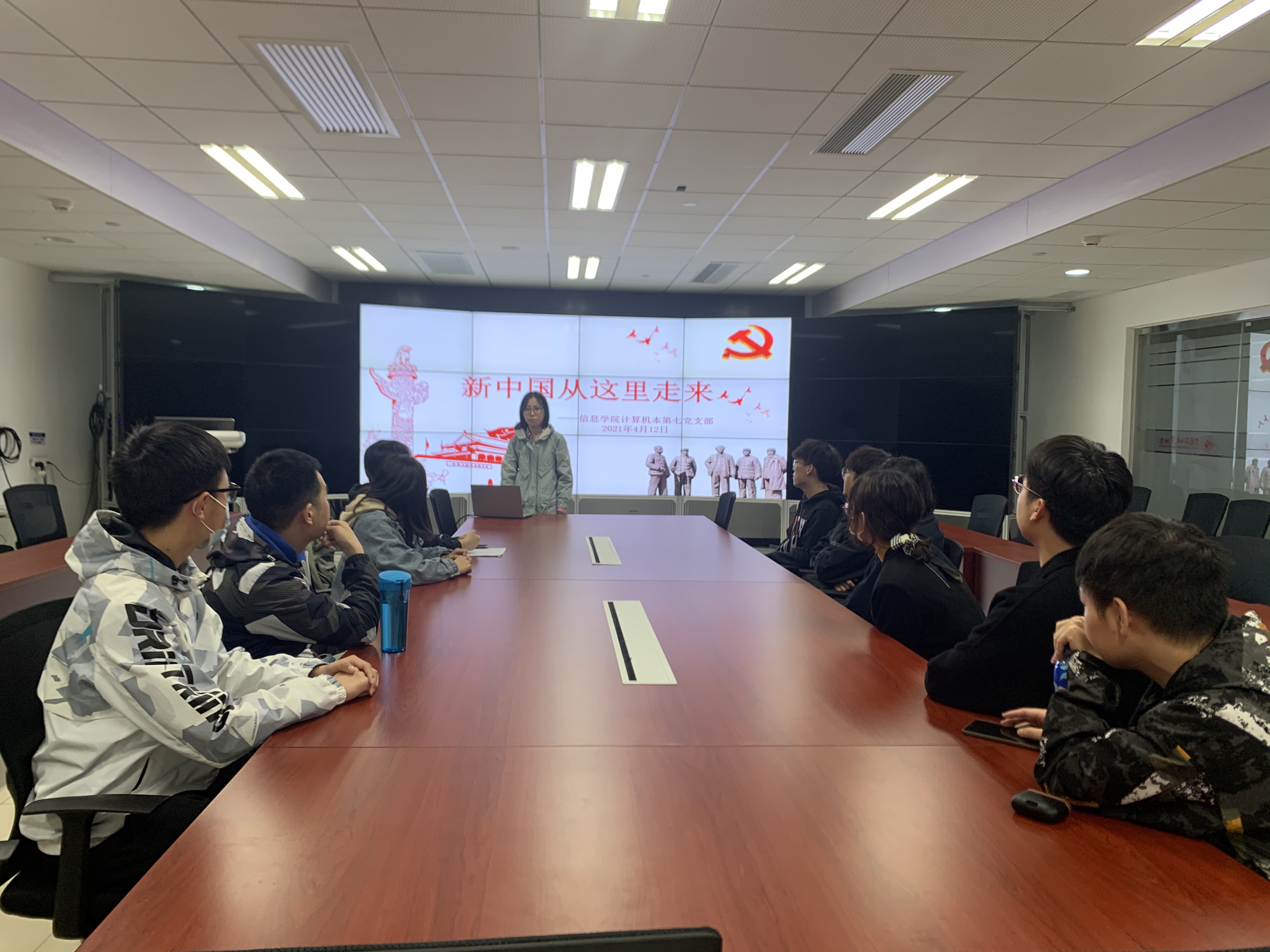 1d90ad7cdbaf4d4389ebcc2d2830ef70.jpg 1d90ad7cdbaf4d4389ebcc2d2830ef70.jpg