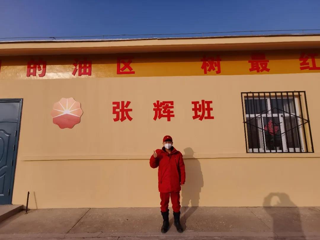 c09c60a33adb4e848ba44ef1367f2878.jpg c09c60a33adb4e848ba44ef1367f2878.jpg