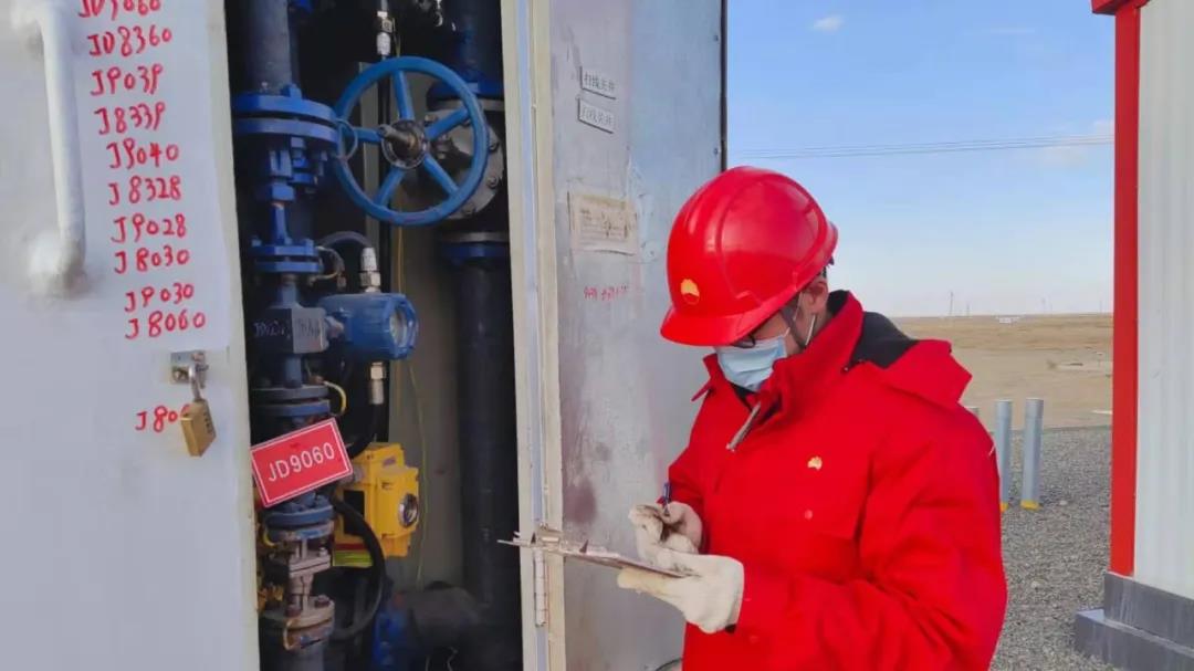 ce6c642aec9749aca1f944b7d8abb3ba.jpg ce6c642aec9749aca1f944b7d8abb3ba.jpg