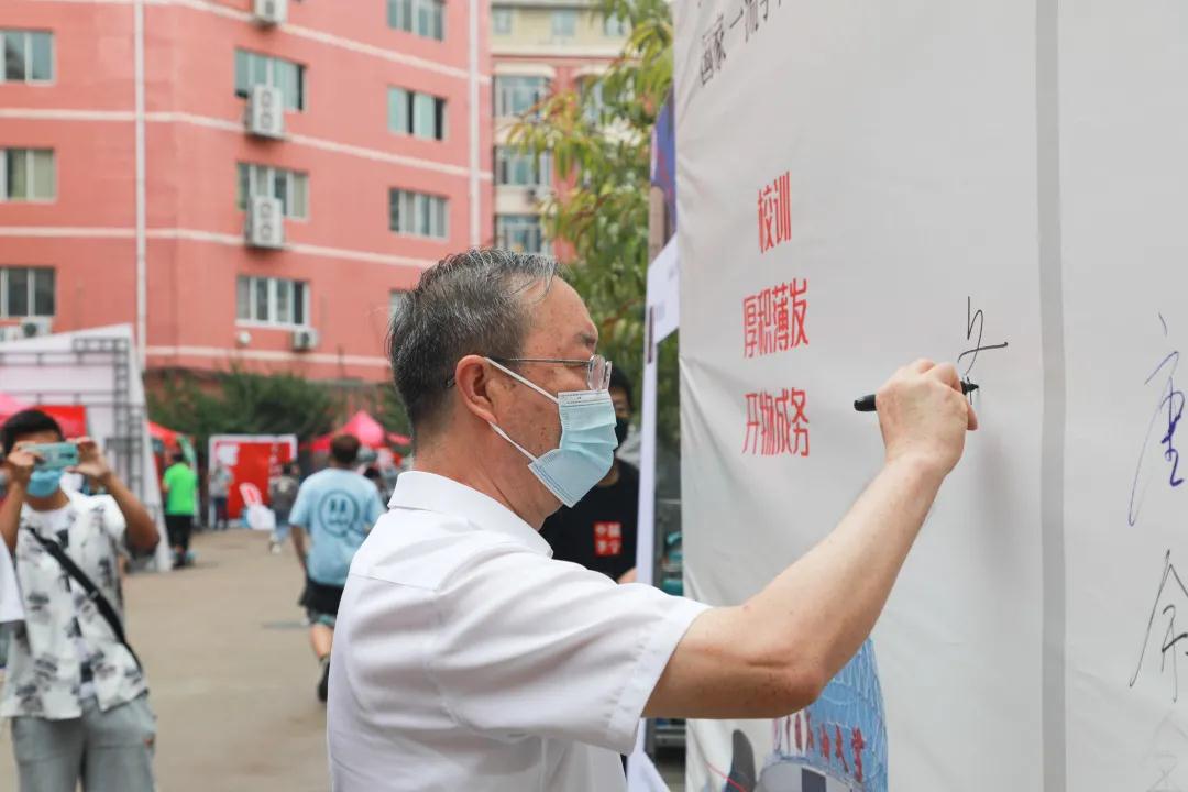 b3fcd9b9bcbe4c7daee111d7877ee0f7.jpg b3fcd9b9bcbe4c7daee111d7877ee0f7.jpg