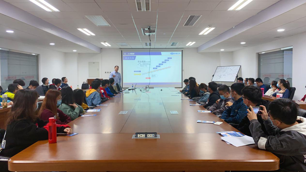 0172578ef7d34782bfea016809647270.png 0172578ef7d34782bfea016809647270.png