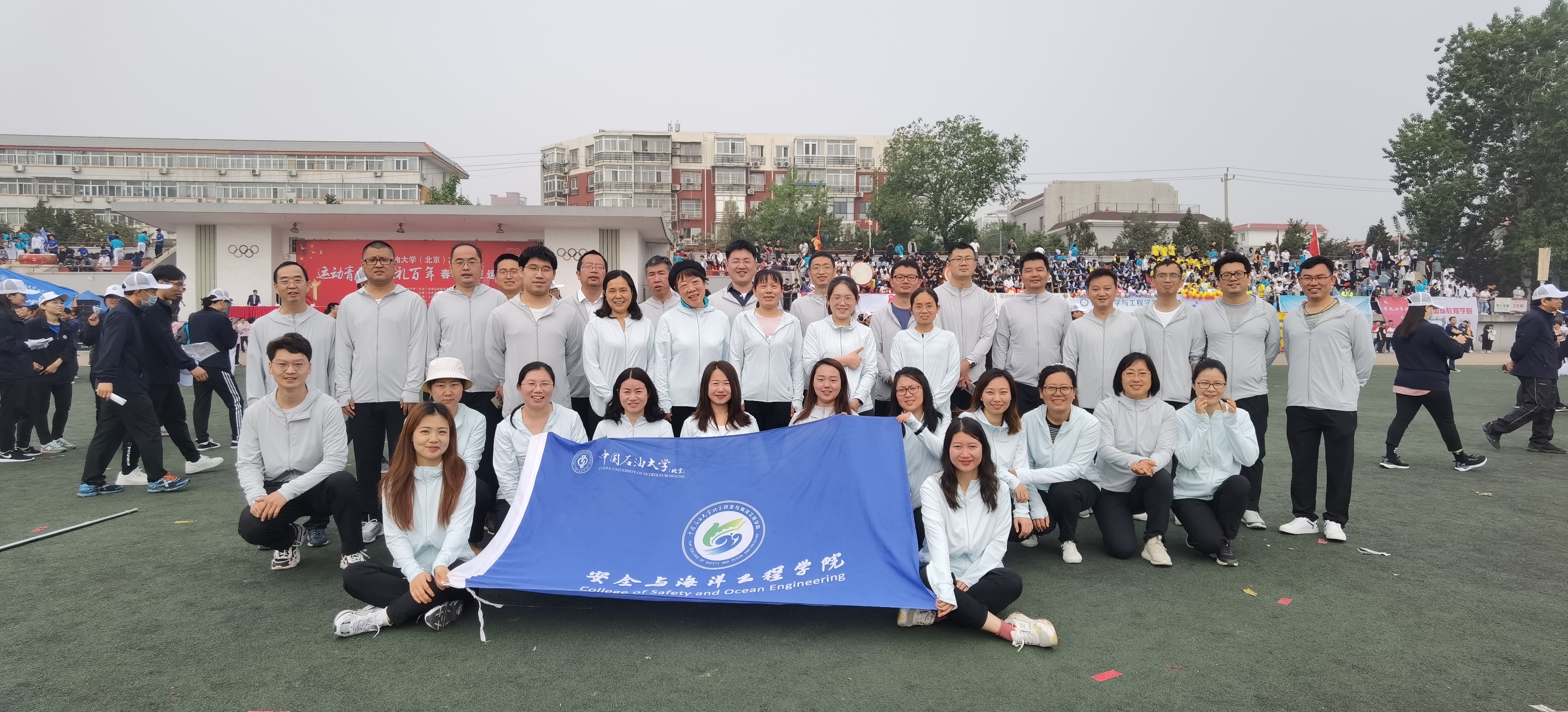 8e313a8bfb484024a8d9a83f916dbee8.jpg 8e313a8bfb484024a8d9a83f916dbee8.jpg