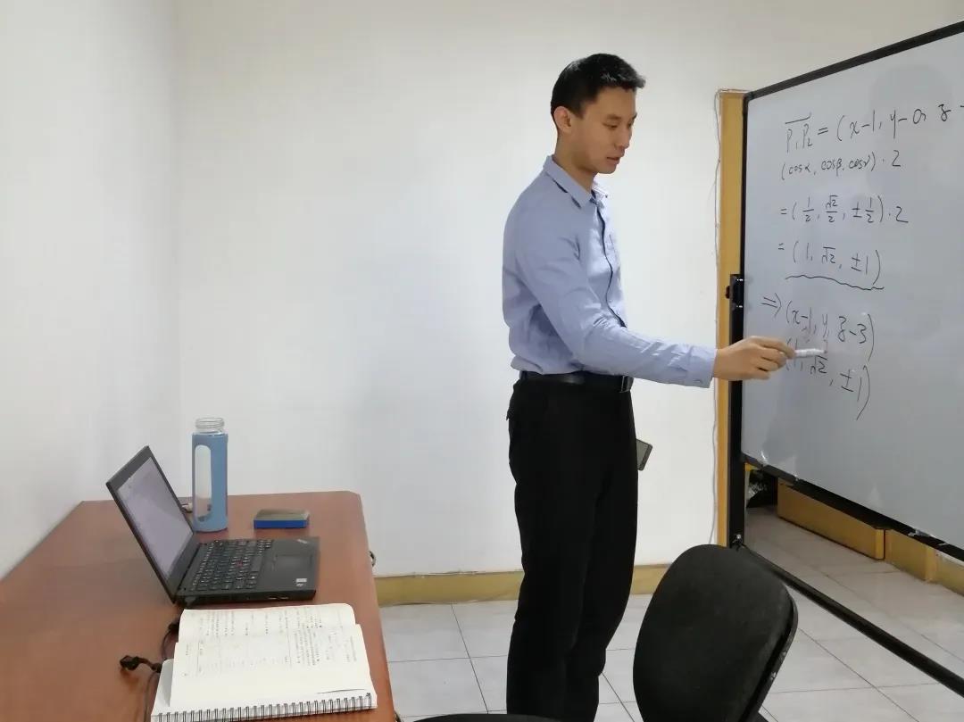 014768121e7242fe8e51e5497efead1f.jpg 014768121e7242fe8e51e5497efead1f.jpg